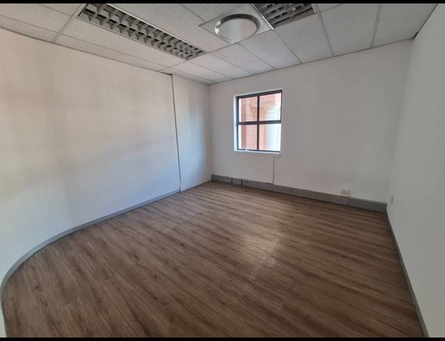 235M² OFFICE TO LET IN MORNINGSIDE